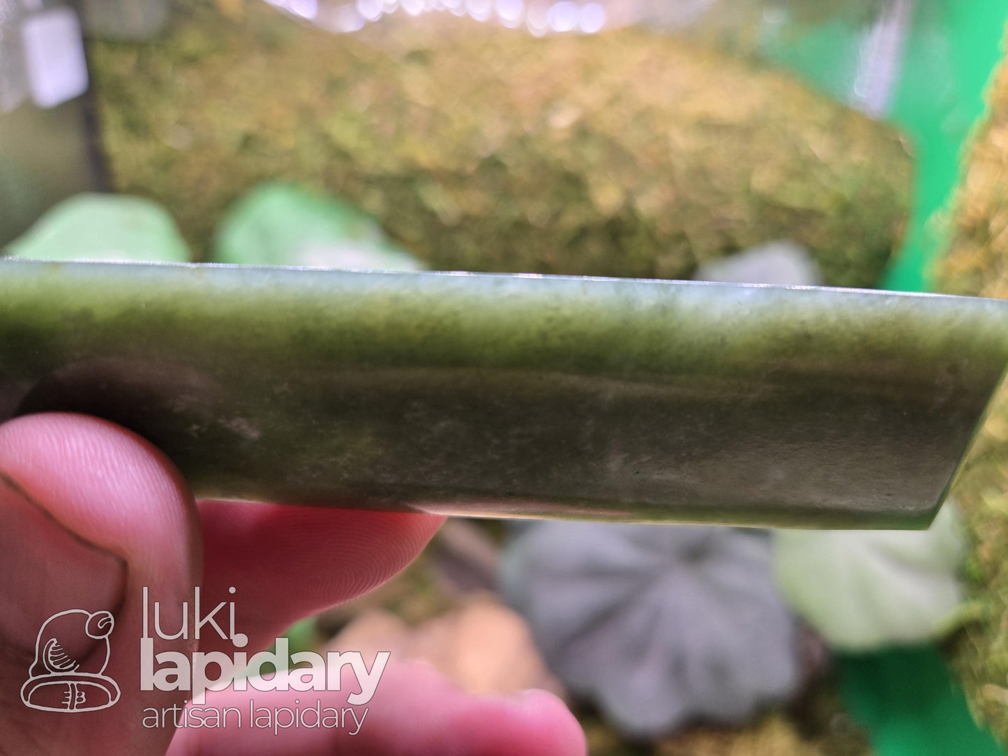 Pounamu Jade Toki Pendant >> New Zealand Jade >> Handmade Pendant