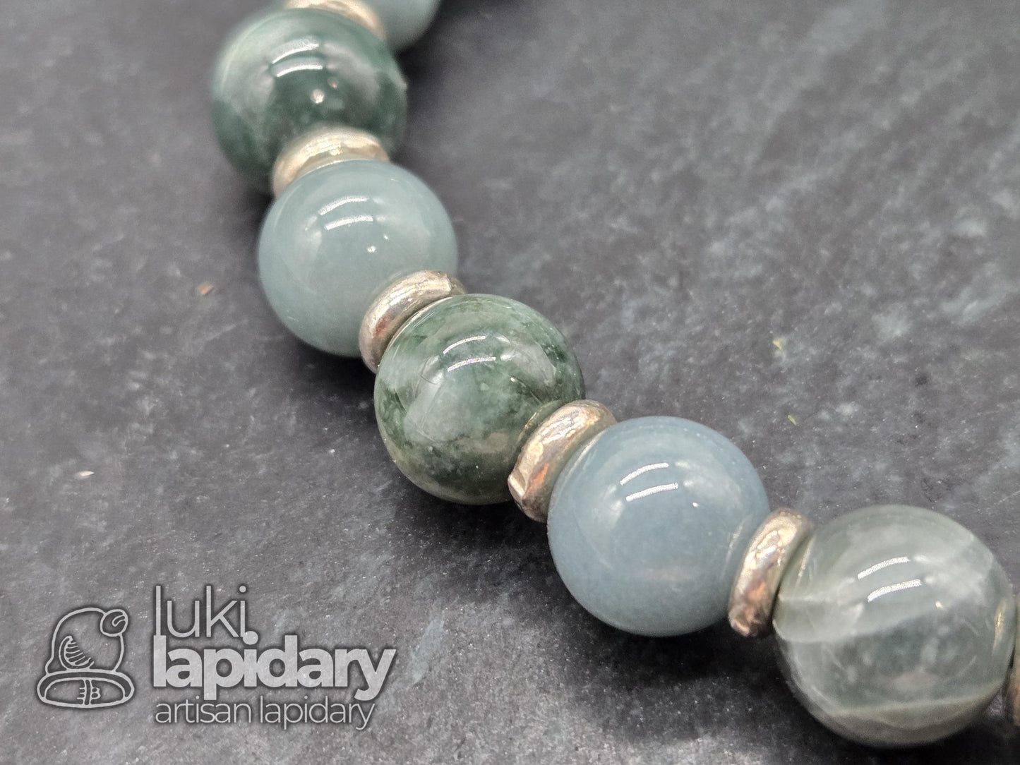 Guatemalan Jadeite Jade Bracelet >> 925 Silver Spacers >> 10mm >> 7.5 Inches Stretch >> Hand Made Beads