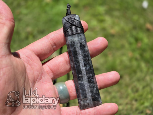 RARE!! Mottled Black Jadeite Jade >> Natural Guatemalan Jade >> Māori Style Wrap >> Black Jadeite >> Adjustable Necklace >> Toki