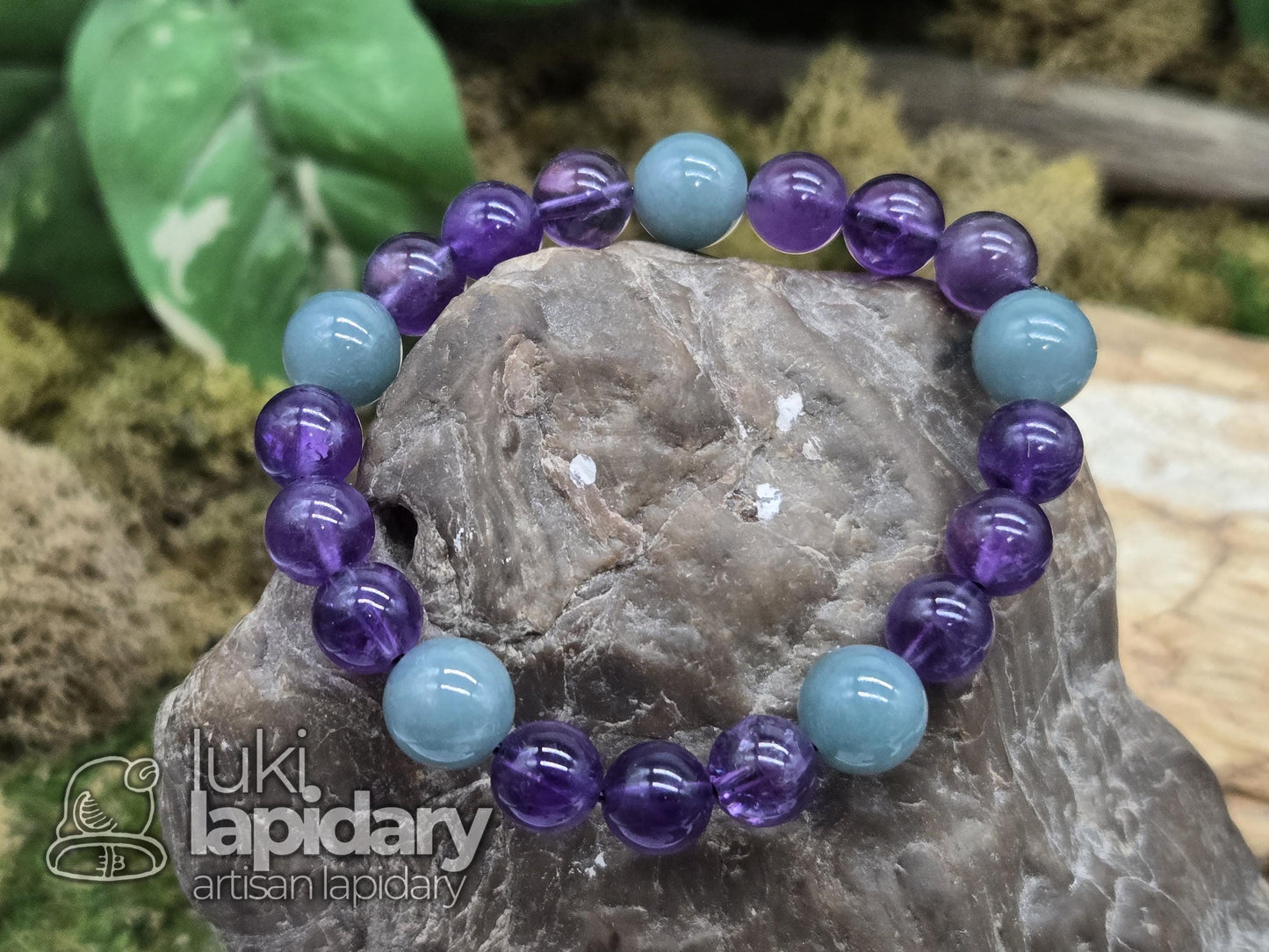Guatemalan Jadeite with Amethyst Bracelet >>  10mm >> 6.5 Inches Stretch >> Hand Made Beads >> High Quality Amethyst