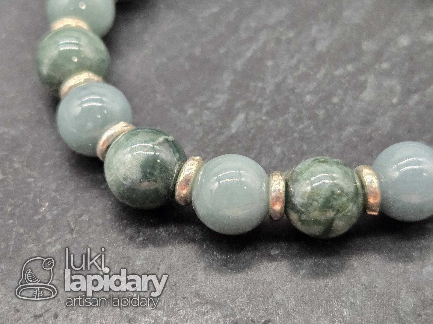 Guatemalan Jadeite Jade Bracelet >> 925 Silver Spacers >> 10mm >> 7.5 Inches Stretch >> Hand Made Beads